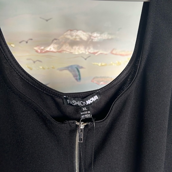 Fashion Nova sexy mini dress with front zipper tag still on - Picture 2 of 4